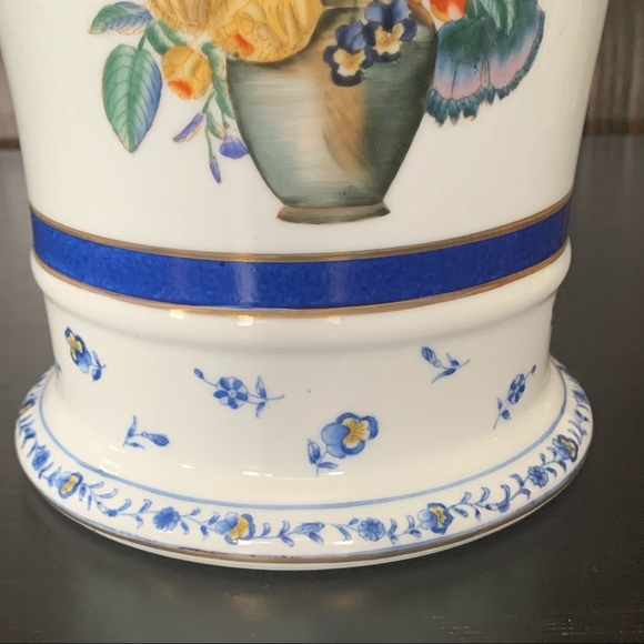 Academie de Porcelaine Bouquet Collection Hand Painted 8” Vase Cachepot - Picture 5 of 16